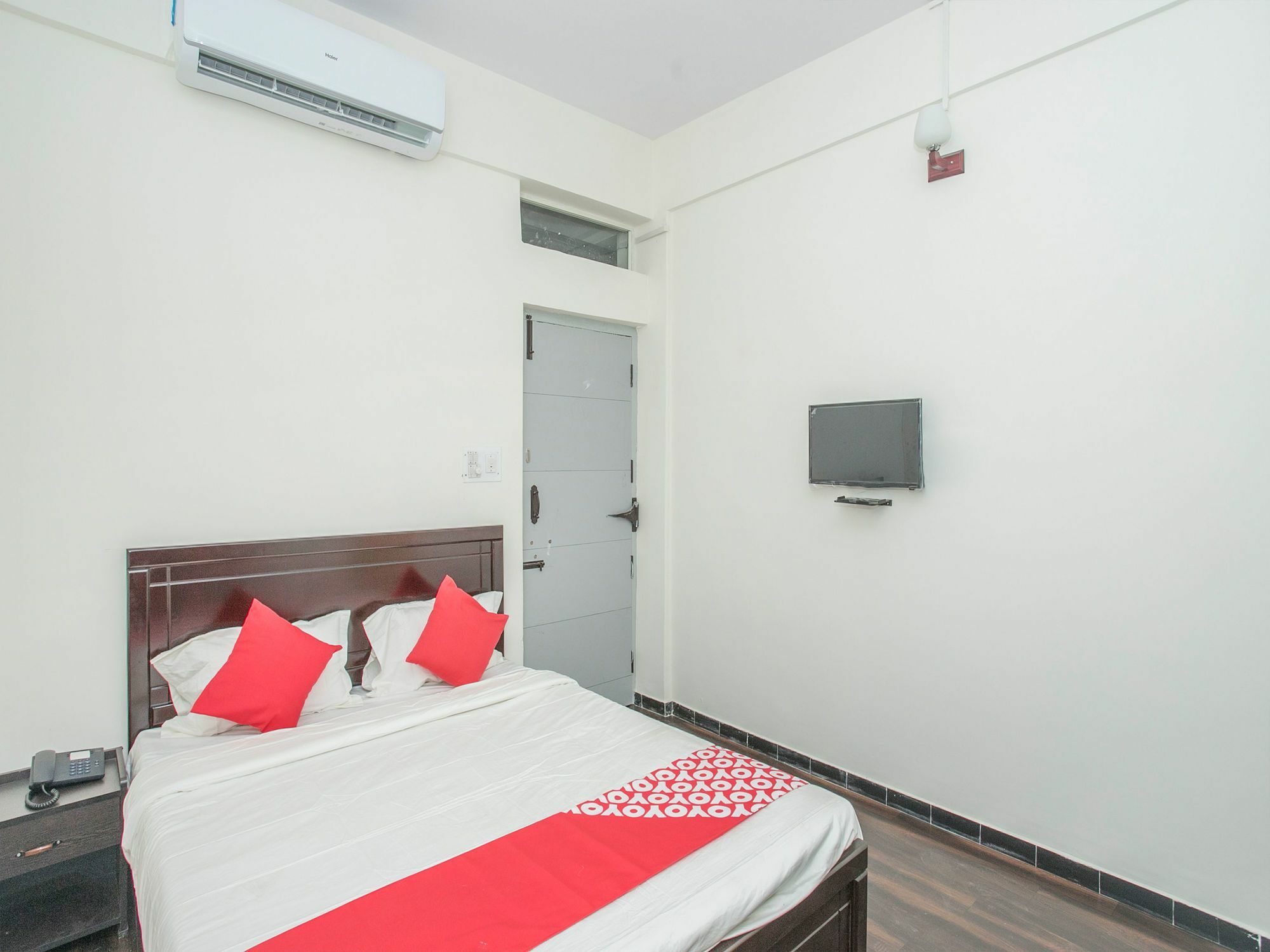 Oyo 14430 Sunshine Grand Hotel Bangalore Buitenkant foto