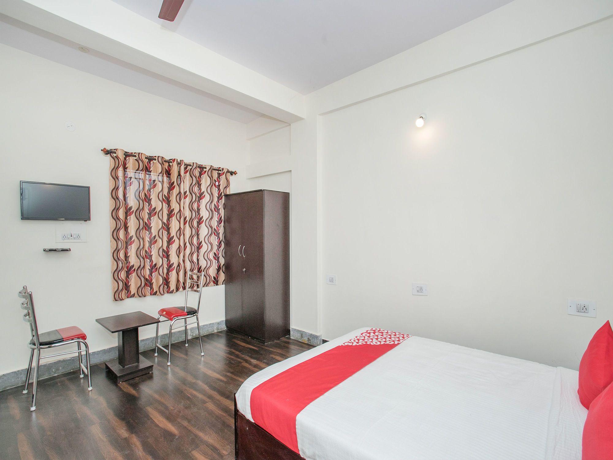 Oyo 14430 Sunshine Grand Hotel Bangalore Buitenkant foto