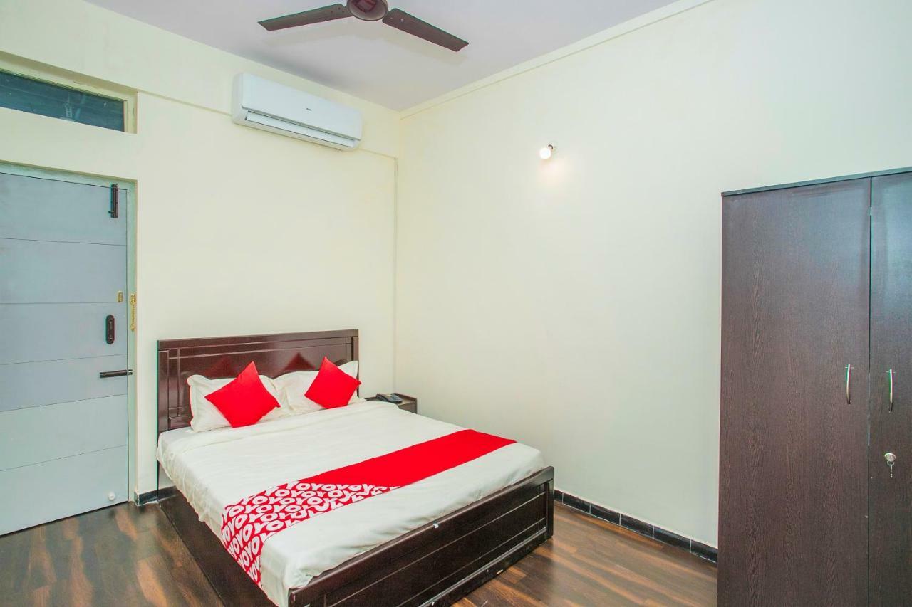Oyo 14430 Sunshine Grand Hotel Bangalore Buitenkant foto